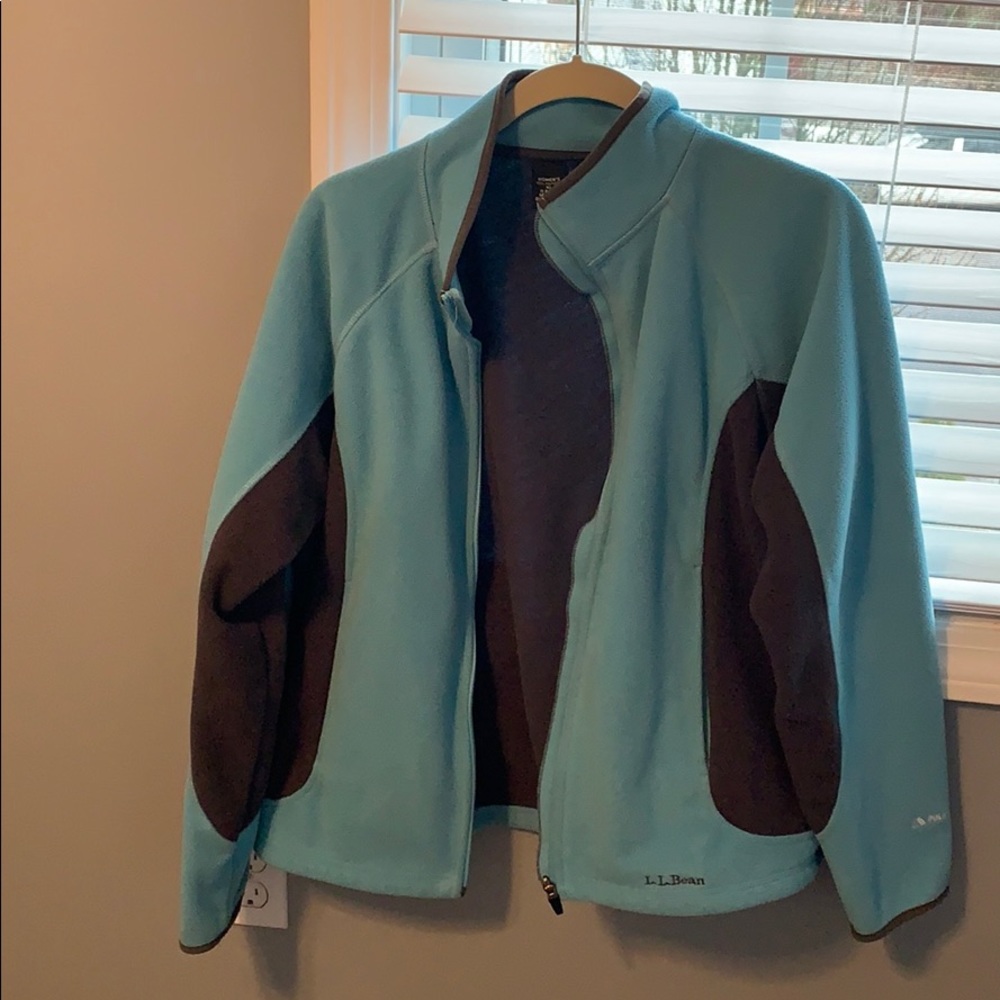 LL Bean lady’s zipper up